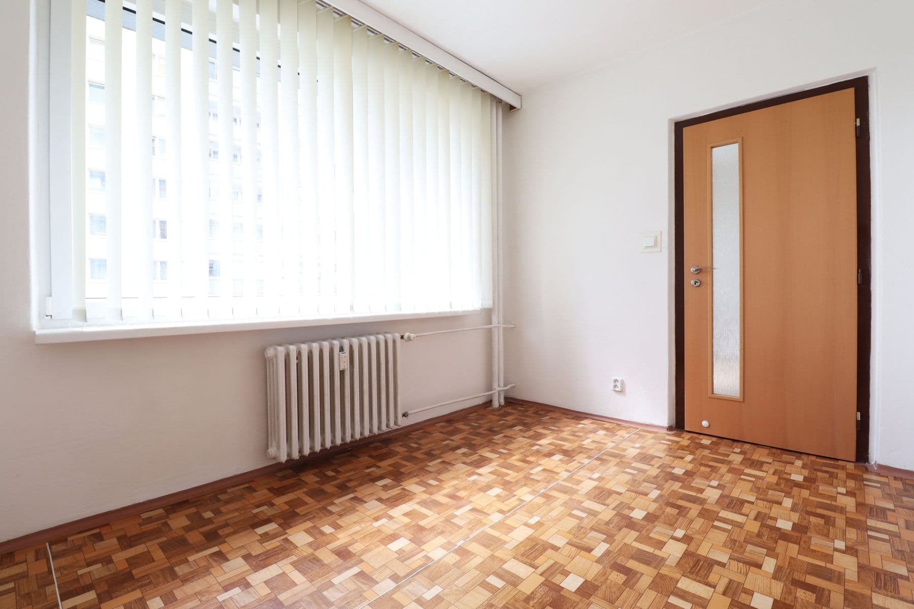 3 bedroom flat to rent, 66 m², Křivoklátská, Prague, Prague 3 bedroom flat to rent, 66 m², Křivoklátská, Prague, Prague