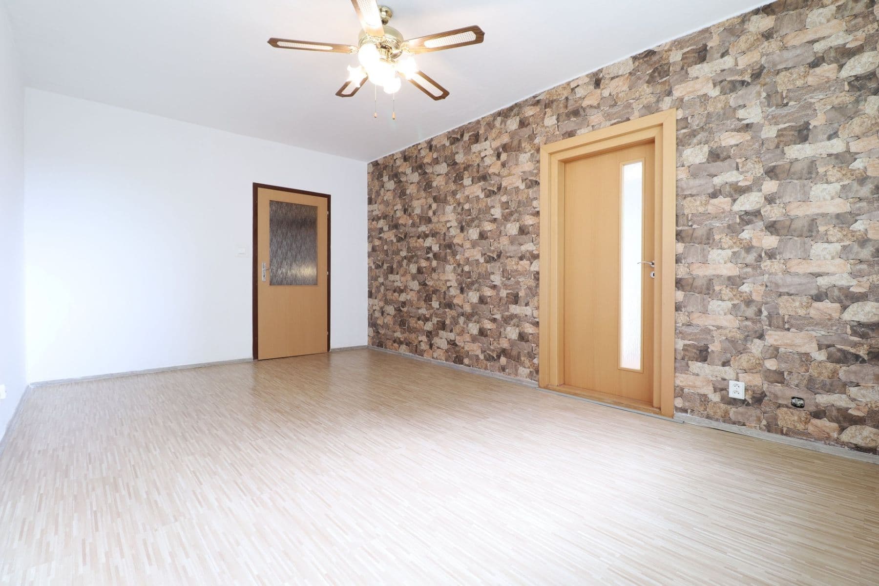 3 bedroom flat to rent, 66 m², Křivoklátská, Prague, Prague 3 bedroom flat to rent, 66 m², Křivoklátská, Prague, Prague