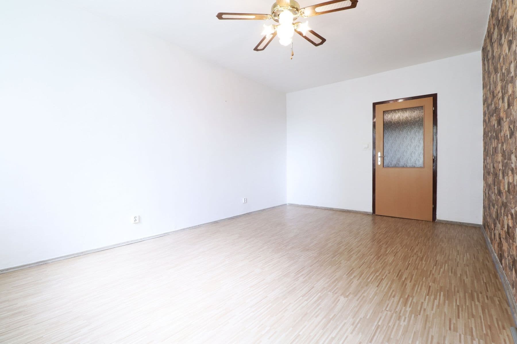 3 bedroom flat to rent, 66 m², Křivoklátská, Prague, Prague 3 bedroom flat to rent, 66 m², Křivoklátská, Prague, Prague