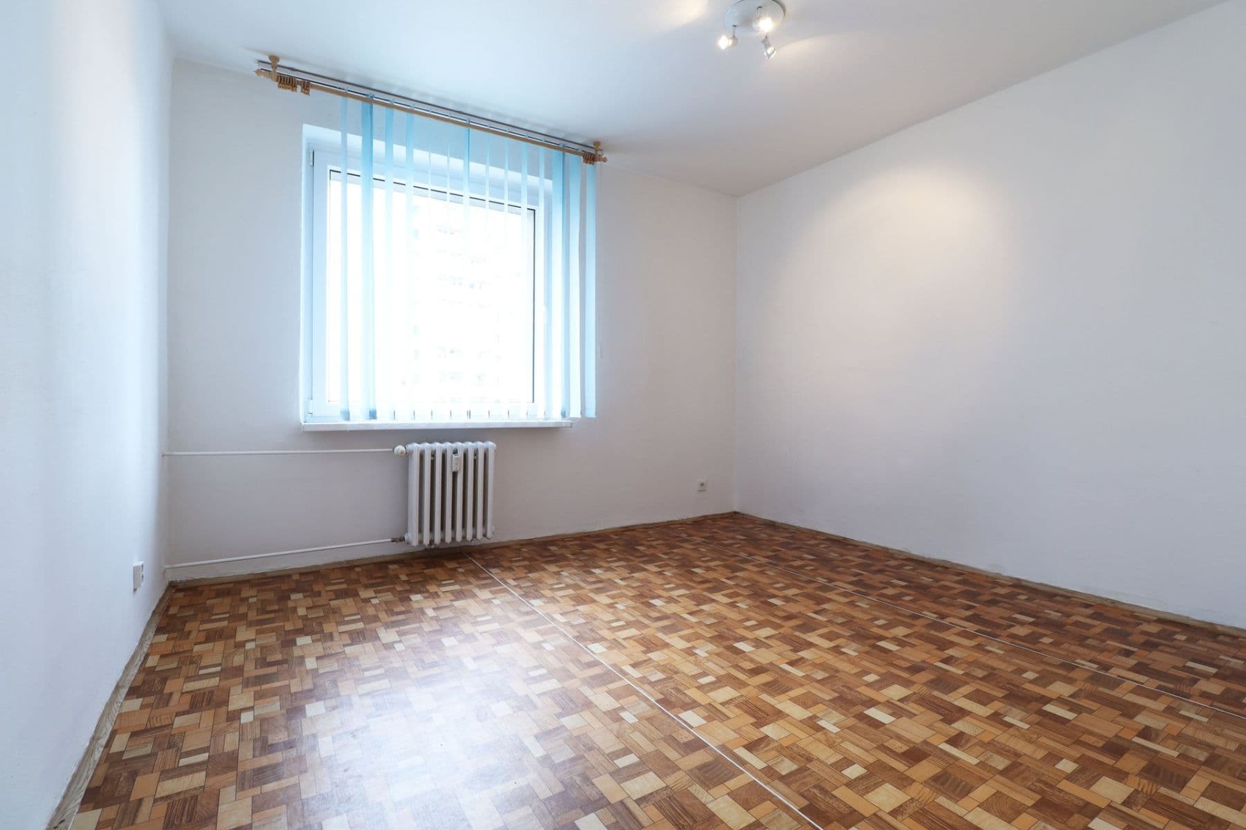 3 bedroom flat to rent, 66 m², Křivoklátská, Prague, Prague 3 bedroom flat to rent, 66 m², Křivoklátská, Prague, Prague