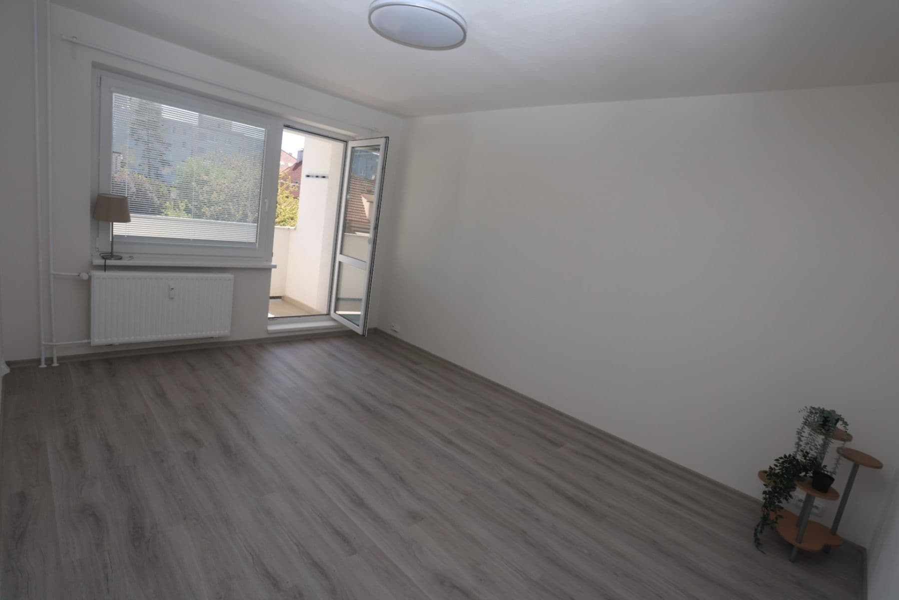2 bedroom with open-plan kitchen flat to rent, 61 m², Kryštofova, Prague, Prague 2 bedroom with open-plan kitchen flat to rent, 61 m², Kryštofova, Prague, Prague