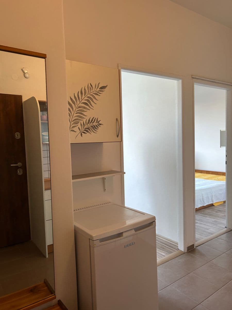 2 bedroom flat to rent, 34 m², Petrohradská, Prague, Prague 2 bedroom flat to rent, 34 m², Petrohradská, Prague, Prague