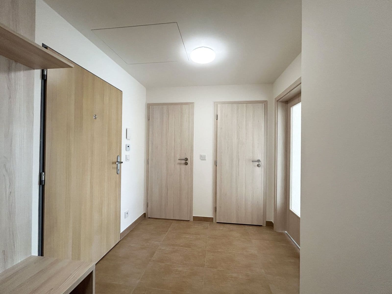 2 bedroom with open-plan kitchen flat to rent, 72 m², Strančická, Prague, Prague 2 bedroom with open-plan kitchen flat to rent, 72 m², Strančická, Prague, Prague