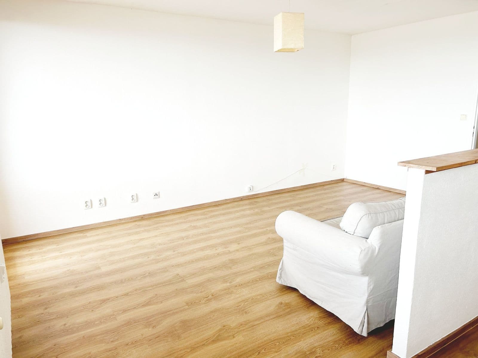 2 bedroom with open-plan kitchen flat to rent, 70 m², Radimovická, Prague, Prague 2 bedroom with open-plan kitchen flat to rent, 70 m², Radimovická, Prague, Prague