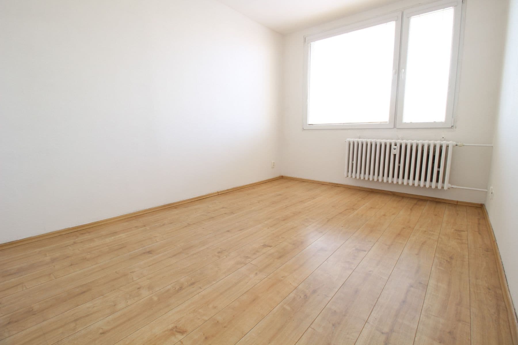 2 bedroom with open-plan kitchen flat to rent, 70 m², Radimovická, Prague, Prague 2 bedroom with open-plan kitchen flat to rent, 70 m², Radimovická, Prague, Prague