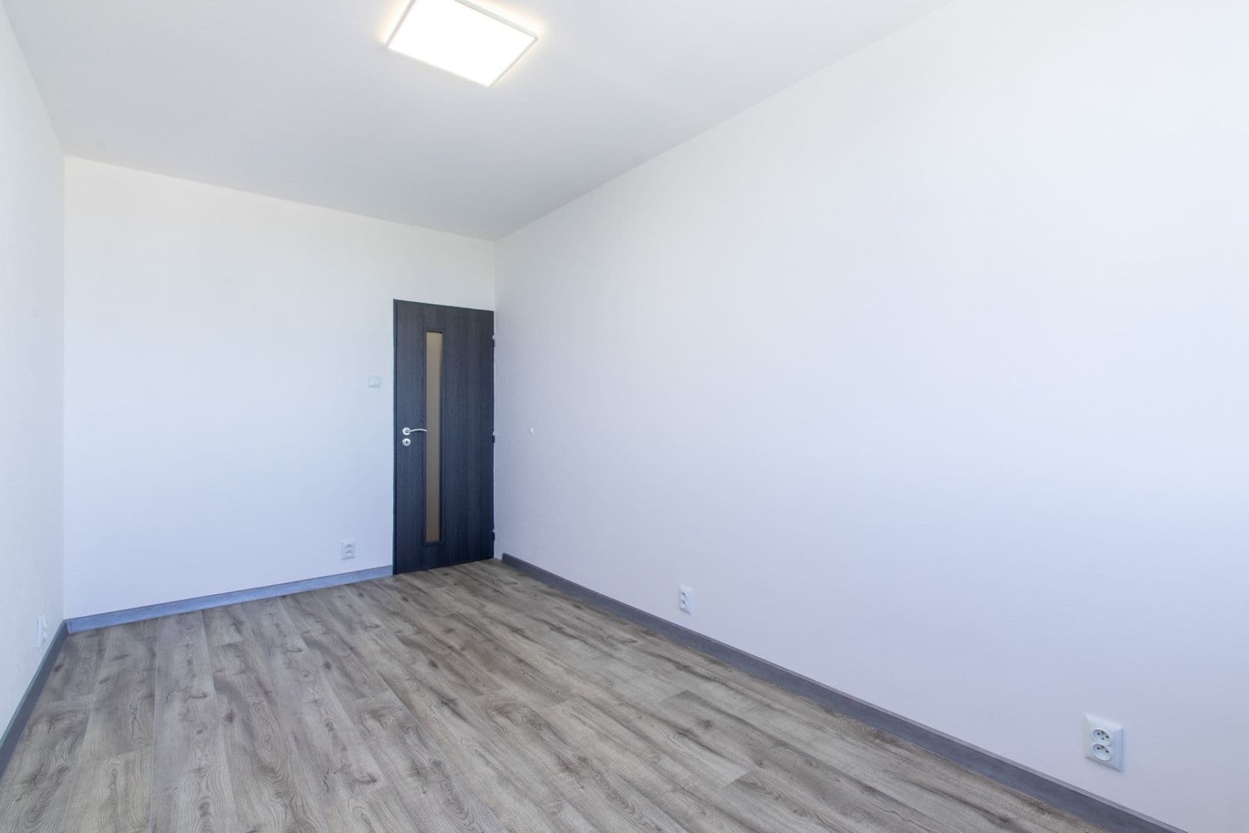 3 bedroom flat to rent, 70 m², Jablonecká, Prague, Prague 3 bedroom flat to rent, 70 m², Jablonecká, Prague, Prague