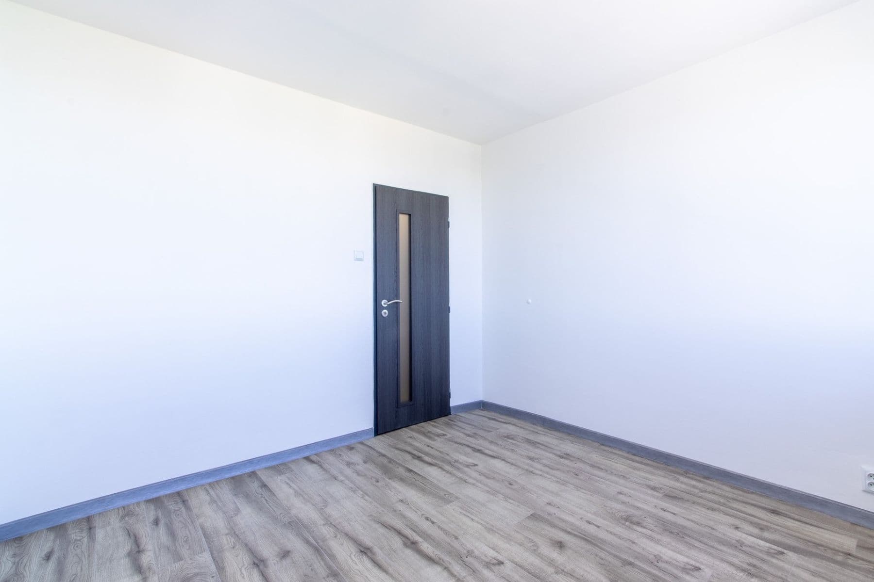 3 bedroom flat to rent, 70 m², Jablonecká, Prague, Prague 3 bedroom flat to rent, 70 m², Jablonecká, Prague, Prague