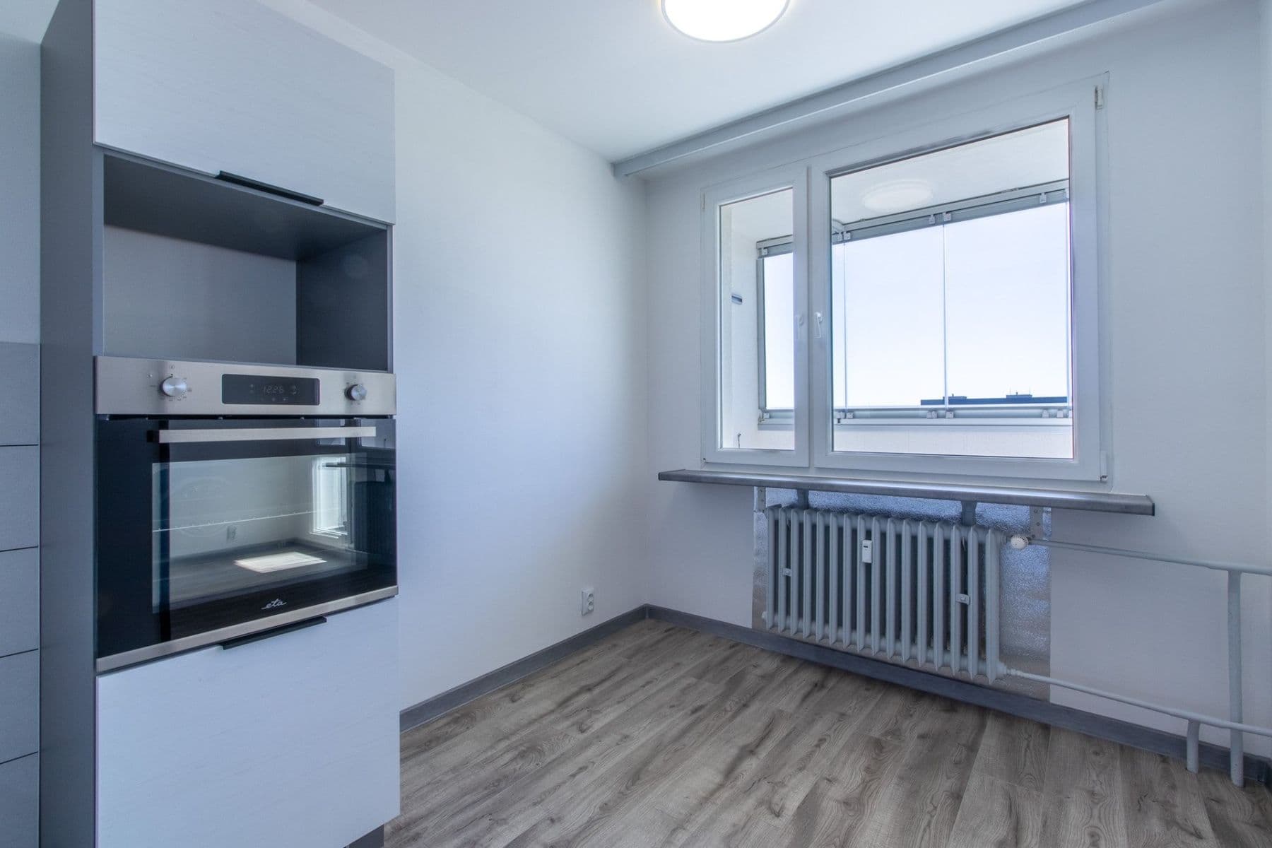 3 bedroom flat to rent, 70 m², Jablonecká, Prague, Prague 3 bedroom flat to rent, 70 m², Jablonecká, Prague, Prague