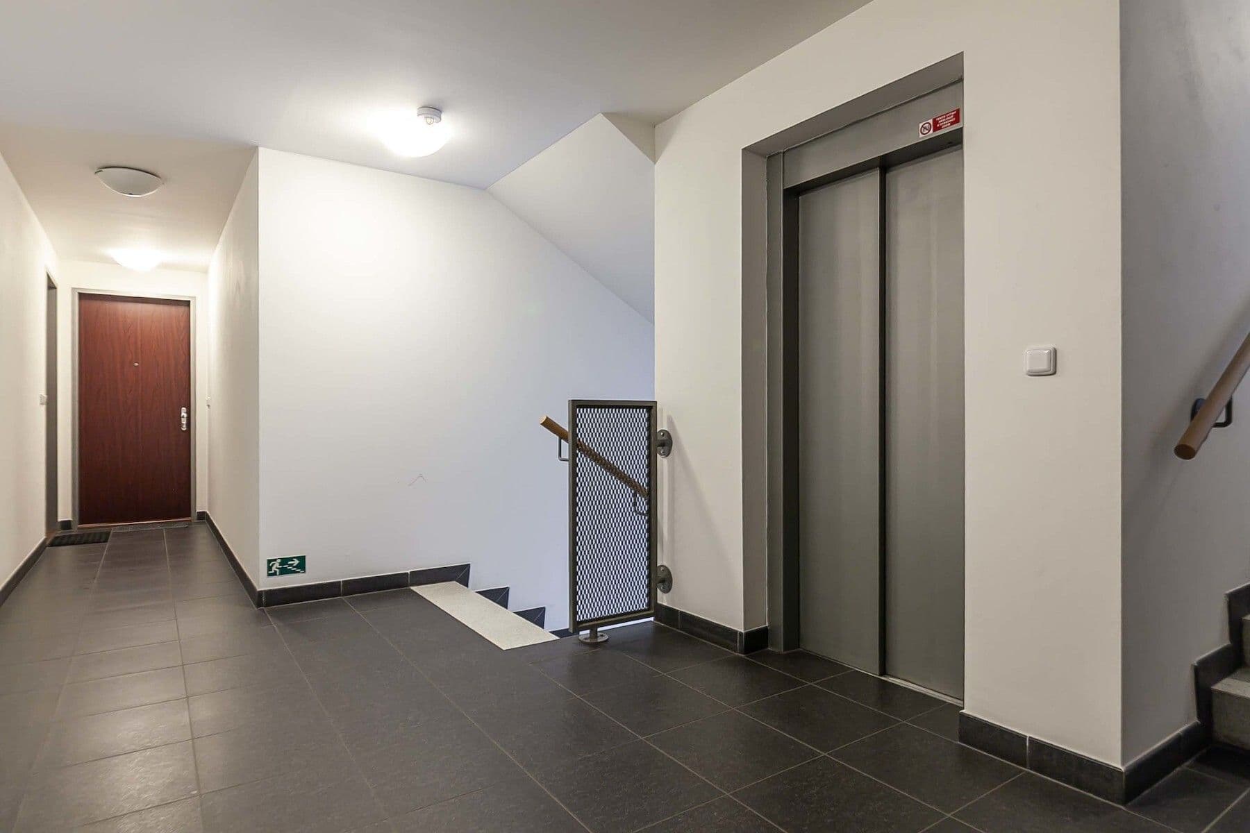 2 bedroom with open-plan kitchen flat for sale, 101 m², Brabcova, Prague, Prague 2 bedroom with open-plan kitchen flat for sale, 101 m², Brabcova, Prague, Prague