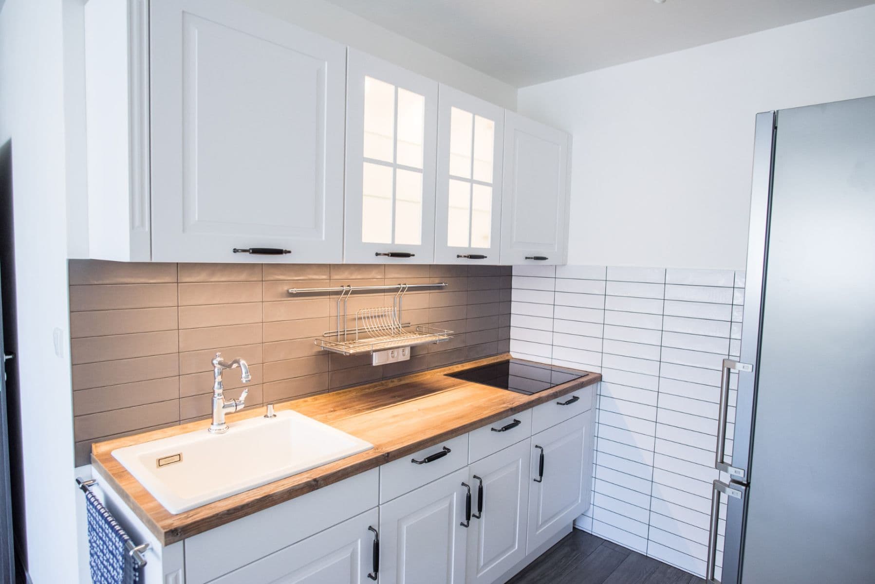 1 bedroom with open-plan kitchen flat to rent, 44 m², Uherská, Prague, Prague 1 bedroom with open-plan kitchen flat to rent, 44 m², Uherská, Prague, Prague