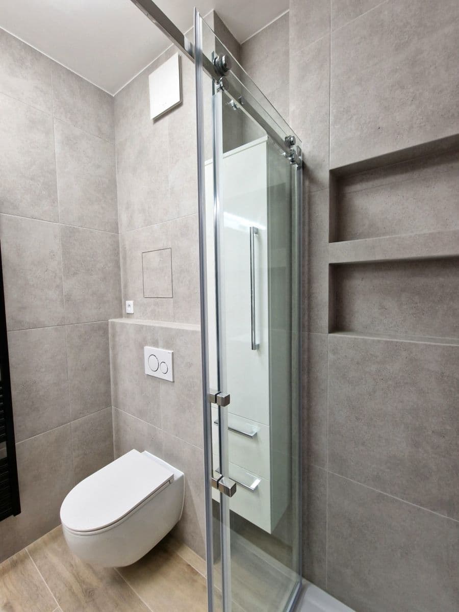 1 bedroom with open-plan kitchen flat to rent, 37 m², U Kříže, Prague, Prague 1 bedroom with open-plan kitchen flat to rent, 37 m², U Kříže, Prague, Prague