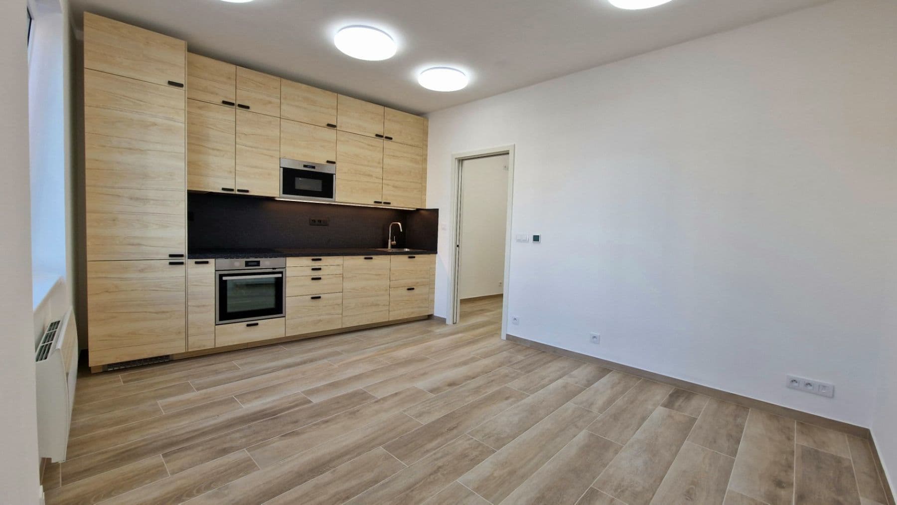 1 bedroom with open-plan kitchen flat to rent, 37 m², U Kříže, Prague, Prague 1 bedroom with open-plan kitchen flat to rent, 37 m², U Kříže, Prague, Prague