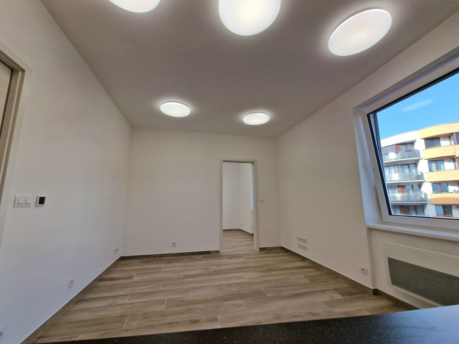 1 bedroom with open-plan kitchen flat to rent, 37 m², U Kříže, Prague, Prague 1 bedroom with open-plan kitchen flat to rent, 37 m², U Kříže, Prague, Prague
