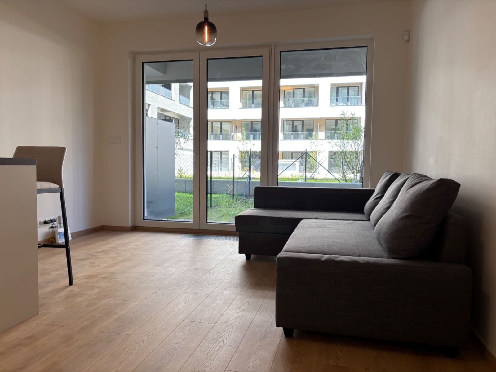 Studio flat to rent, 33 m², Poděbradská, Prague, Prague Studio flat to rent, 33 m², Poděbradská, Prague, Prague