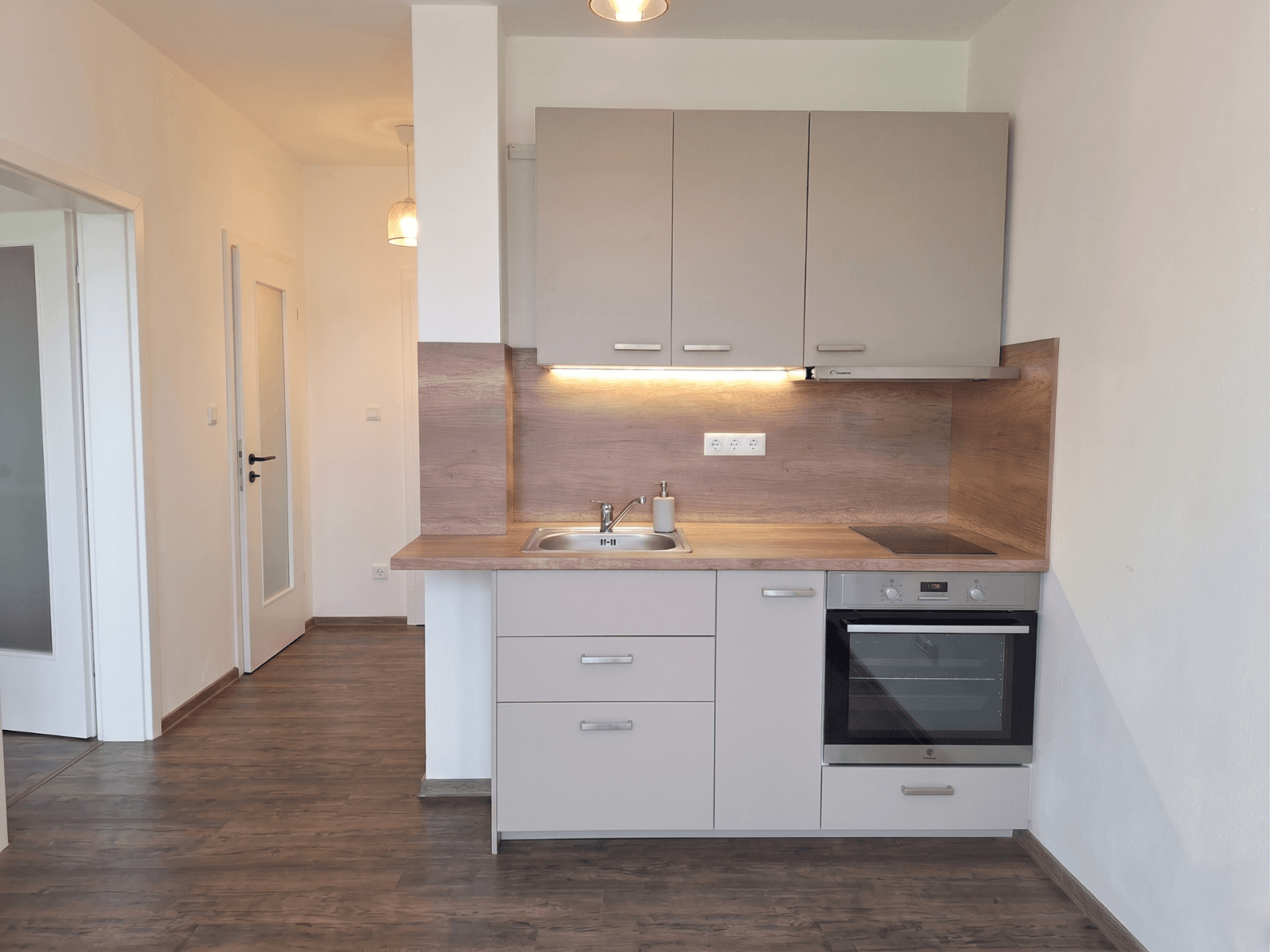 1 bedroom with open-plan kitchen flat to rent, 47 m², Levského, Prague, Prague 1 bedroom with open-plan kitchen flat to rent, 47 m², Levského, Prague, Prague
