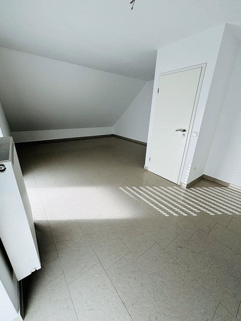 house for sale, 121 m², Sandstrasse 62, Frechen, North Rhine-Westphalia house for sale, 121 m², Sandstrasse 62, Frechen, North Rhine-Westphalia