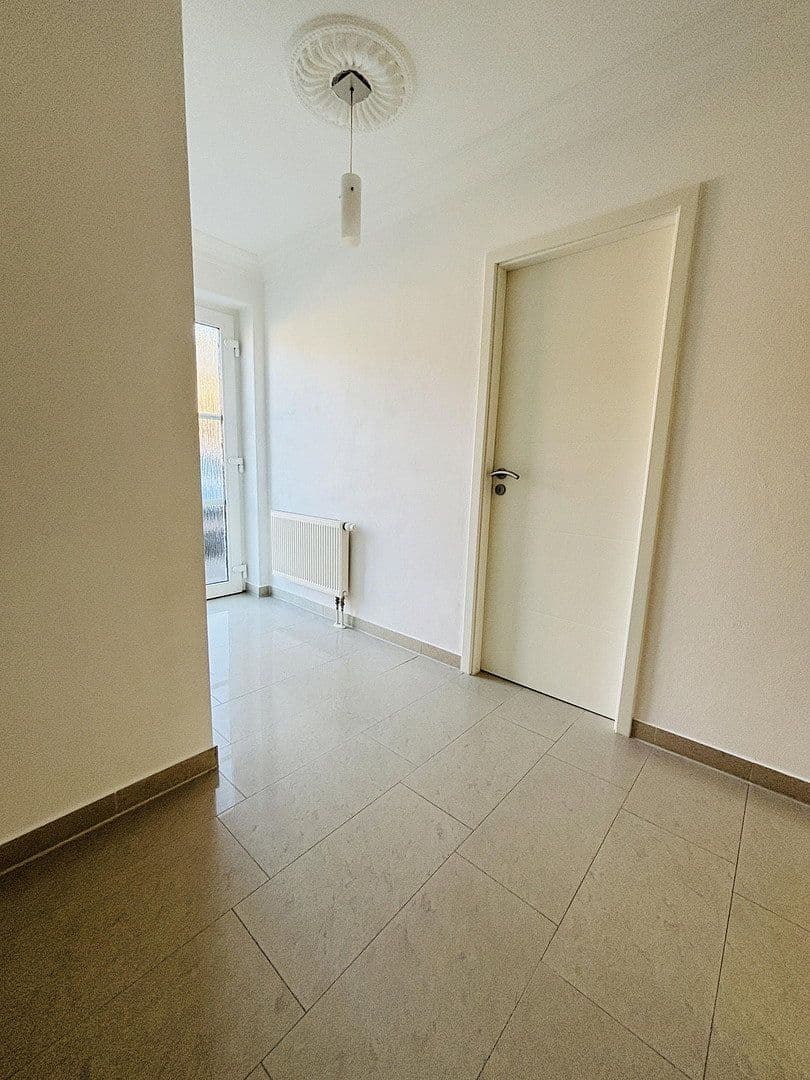 house for sale, 121 m², Sandstrasse 62, Frechen, North Rhine-Westphalia house for sale, 121 m², Sandstrasse 62, Frechen, North Rhine-Westphalia