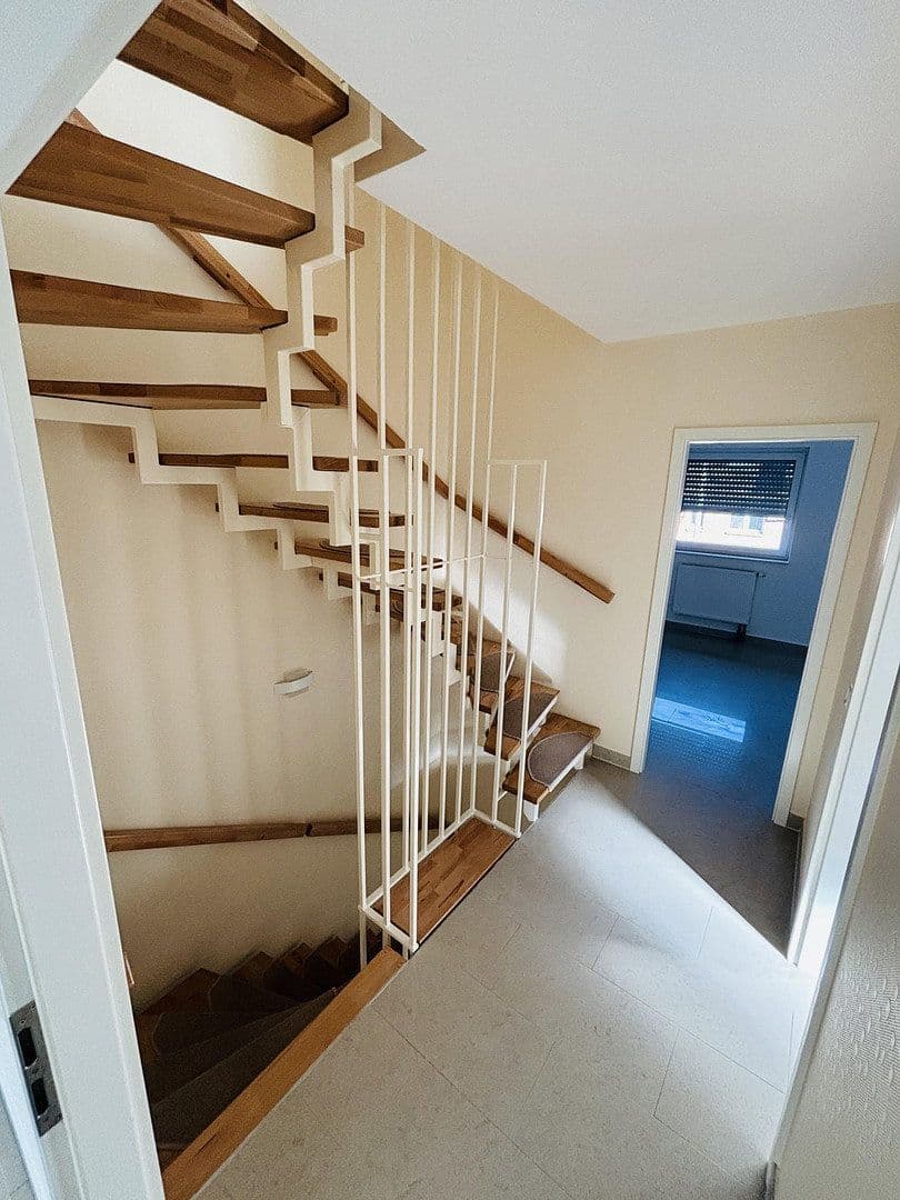 house for sale, 121 m², Sandstrasse 62, Frechen, North Rhine-Westphalia house for sale, 121 m², Sandstrasse 62, Frechen, North Rhine-Westphalia