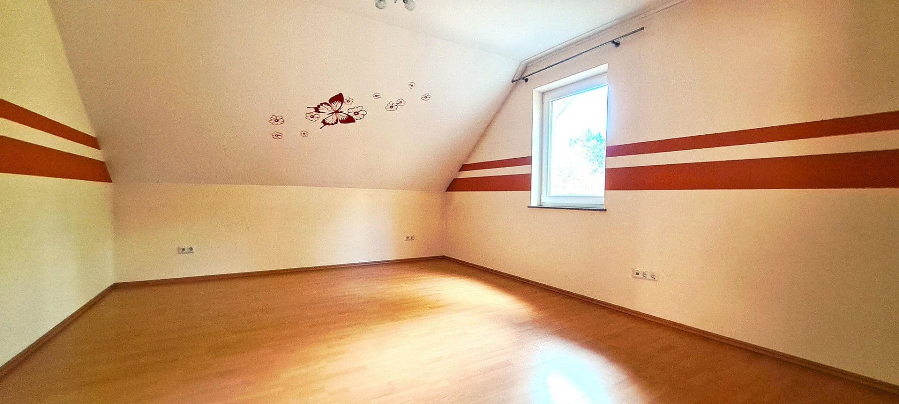 house for sale, 345 m², Kaiserslautern-Erlenbach, Rhineland-Palatinate house for sale, 345 m², Kaiserslautern-Erlenbach, Rhineland-Palatinate