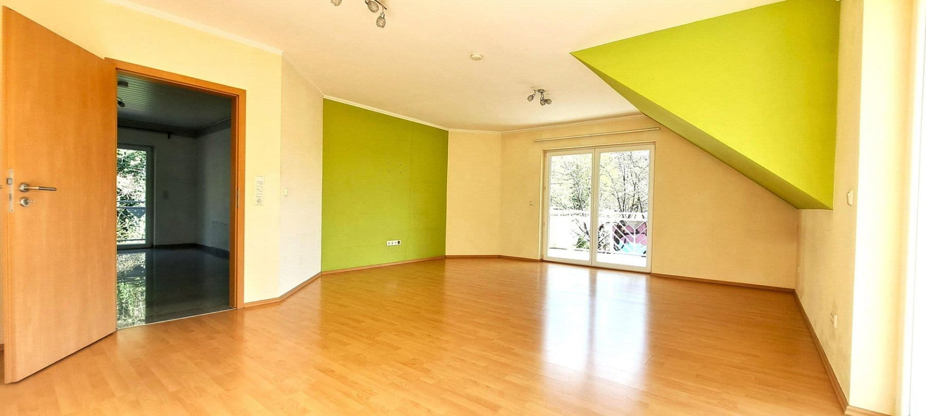 house for sale, 345 m², Kaiserslautern-Erlenbach, Rhineland-Palatinate house for sale, 345 m², Kaiserslautern-Erlenbach, Rhineland-Palatinate