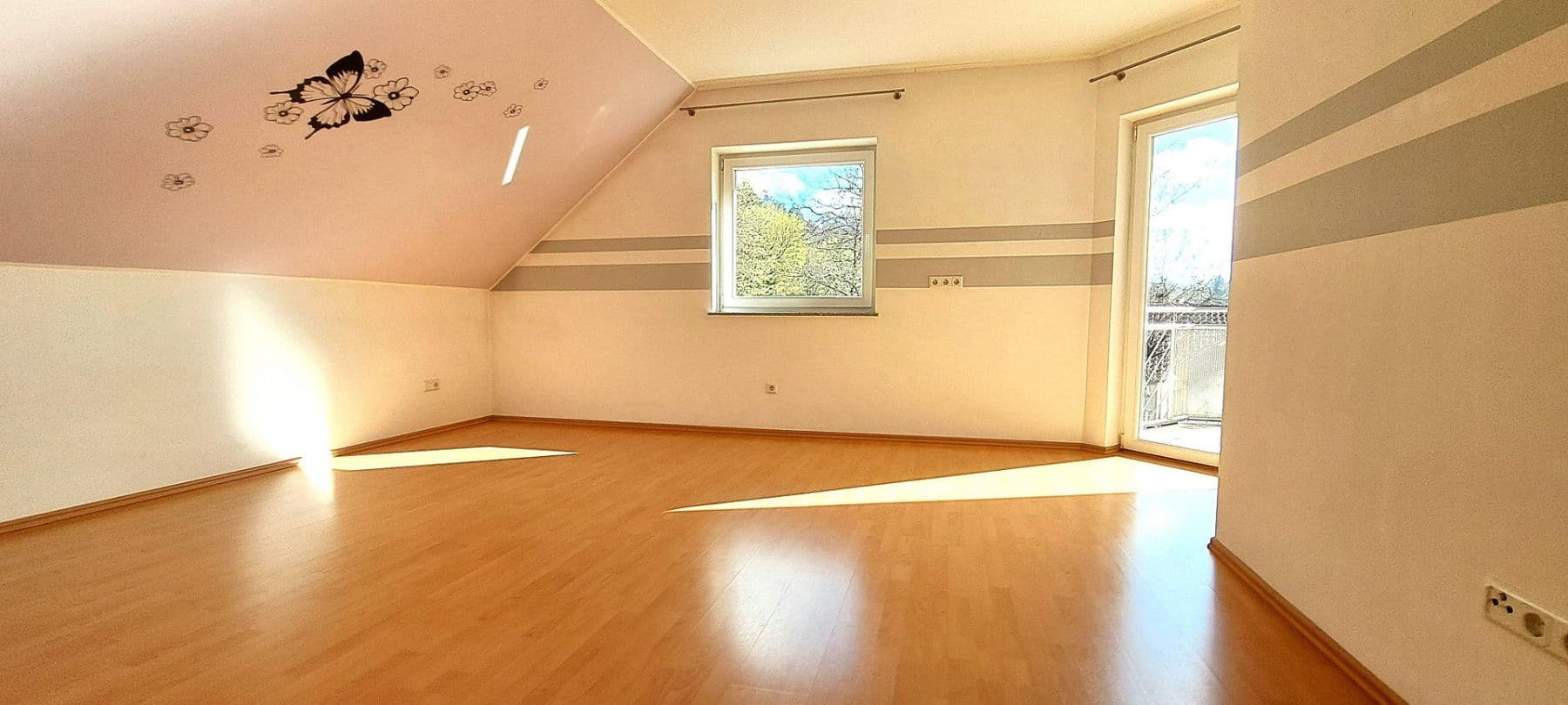 house for sale, 345 m², Kaiserslautern-Erlenbach, Rhineland-Palatinate house for sale, 345 m², Kaiserslautern-Erlenbach, Rhineland-Palatinate