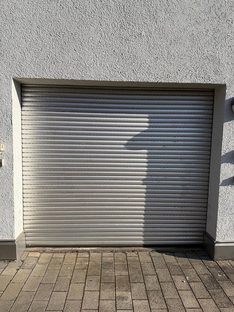 garage for sale, 0 m², Krummenackerstr. 123, Esslingen am Neckar, Baden-Württemberg garage for sale, 0 m², Krummenackerstr. 123, Esslingen am Neckar, Baden-Württemberg