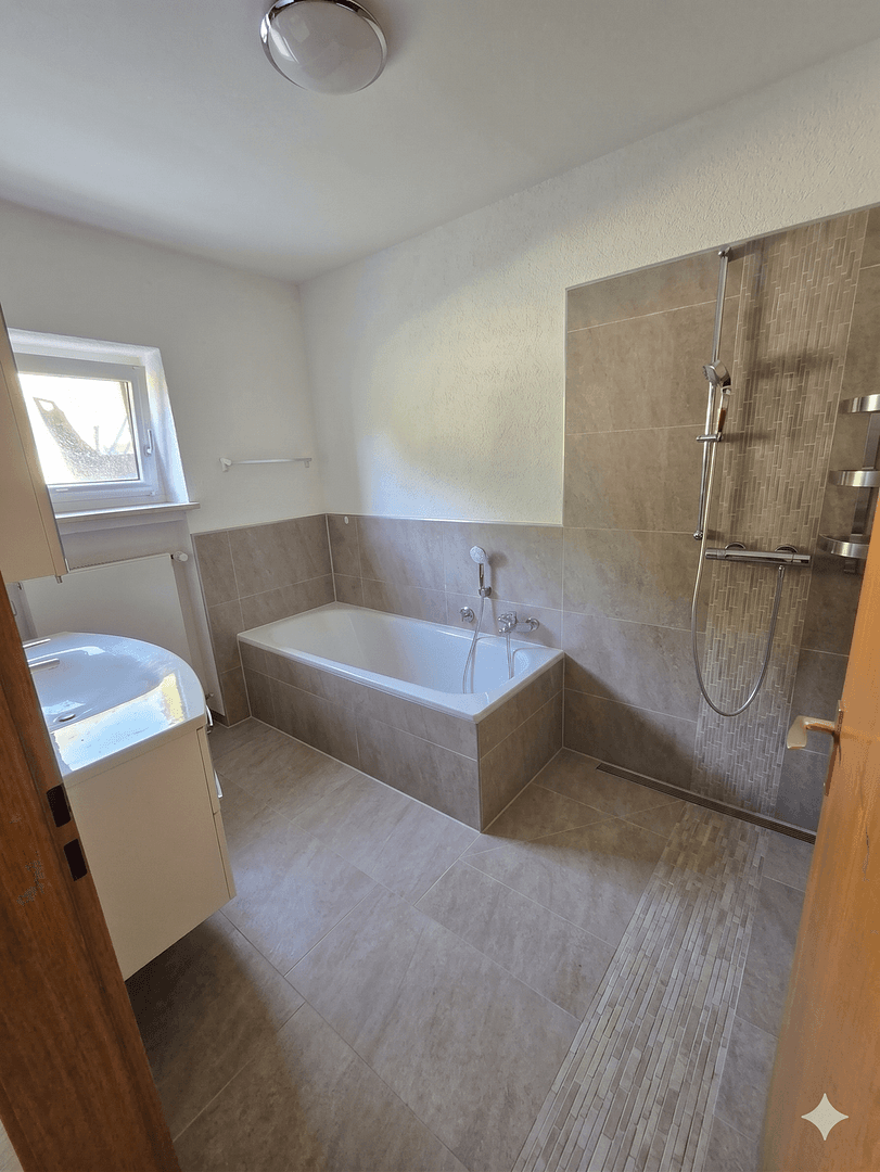 house for sale, 318 m², Neukirchen bei Sulzbach-Rosenberg, Bavaria house for sale, 318 m², Neukirchen bei Sulzbach-Rosenberg, Bavaria