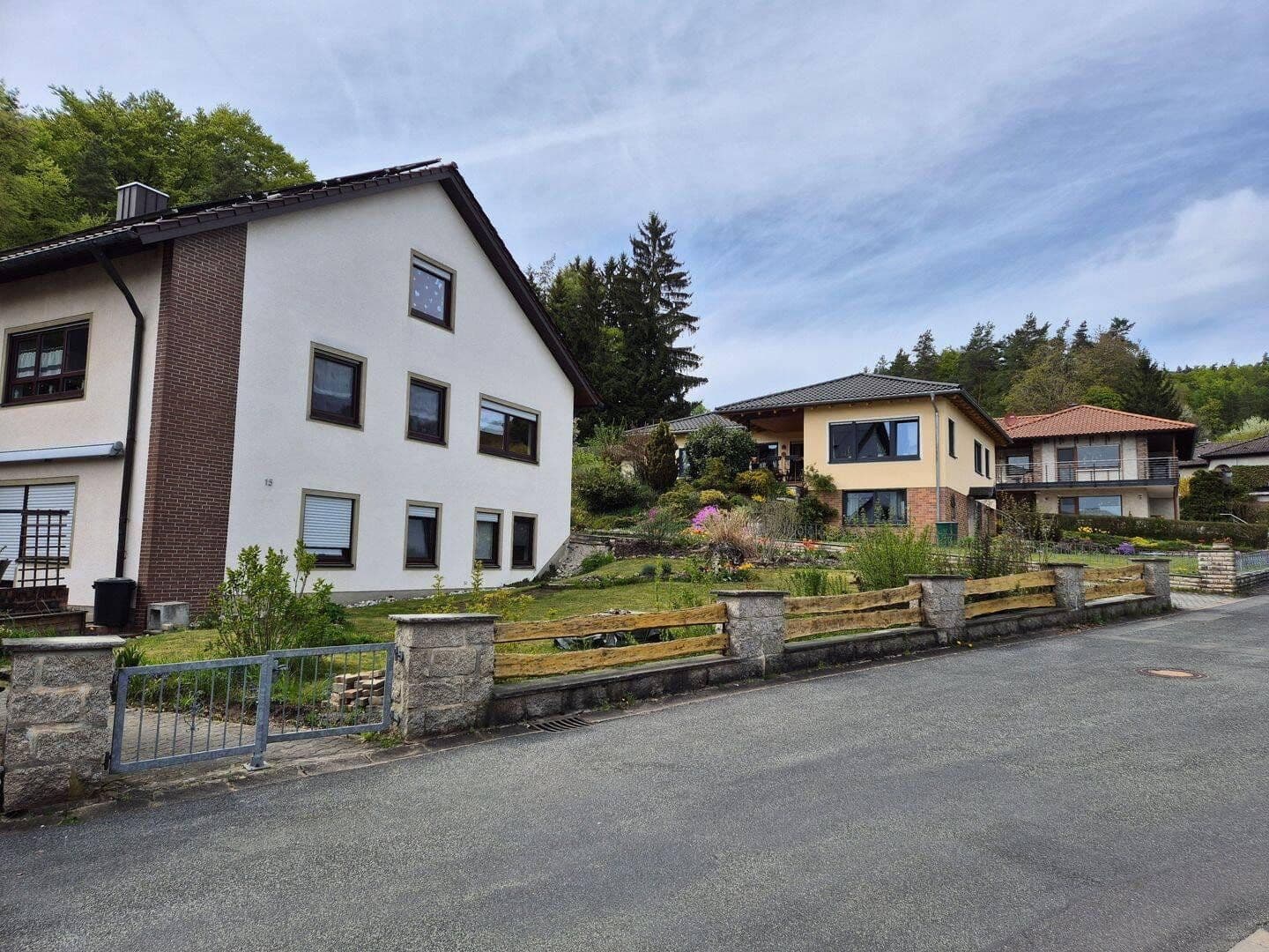 house for sale, 318 m², Neukirchen bei Sulzbach-Rosenberg, Bavaria house for sale, 318 m², Neukirchen bei Sulzbach-Rosenberg, Bavaria