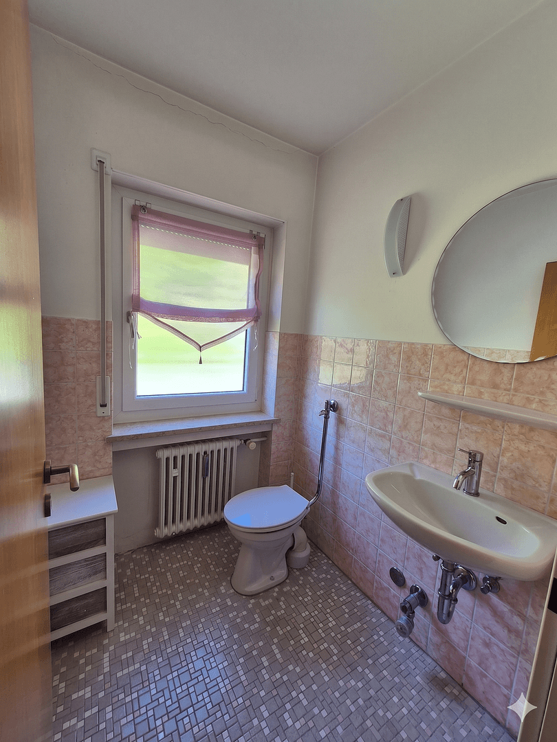 house for sale, 318 m², Neukirchen bei Sulzbach-Rosenberg, Bavaria house for sale, 318 m², Neukirchen bei Sulzbach-Rosenberg, Bavaria