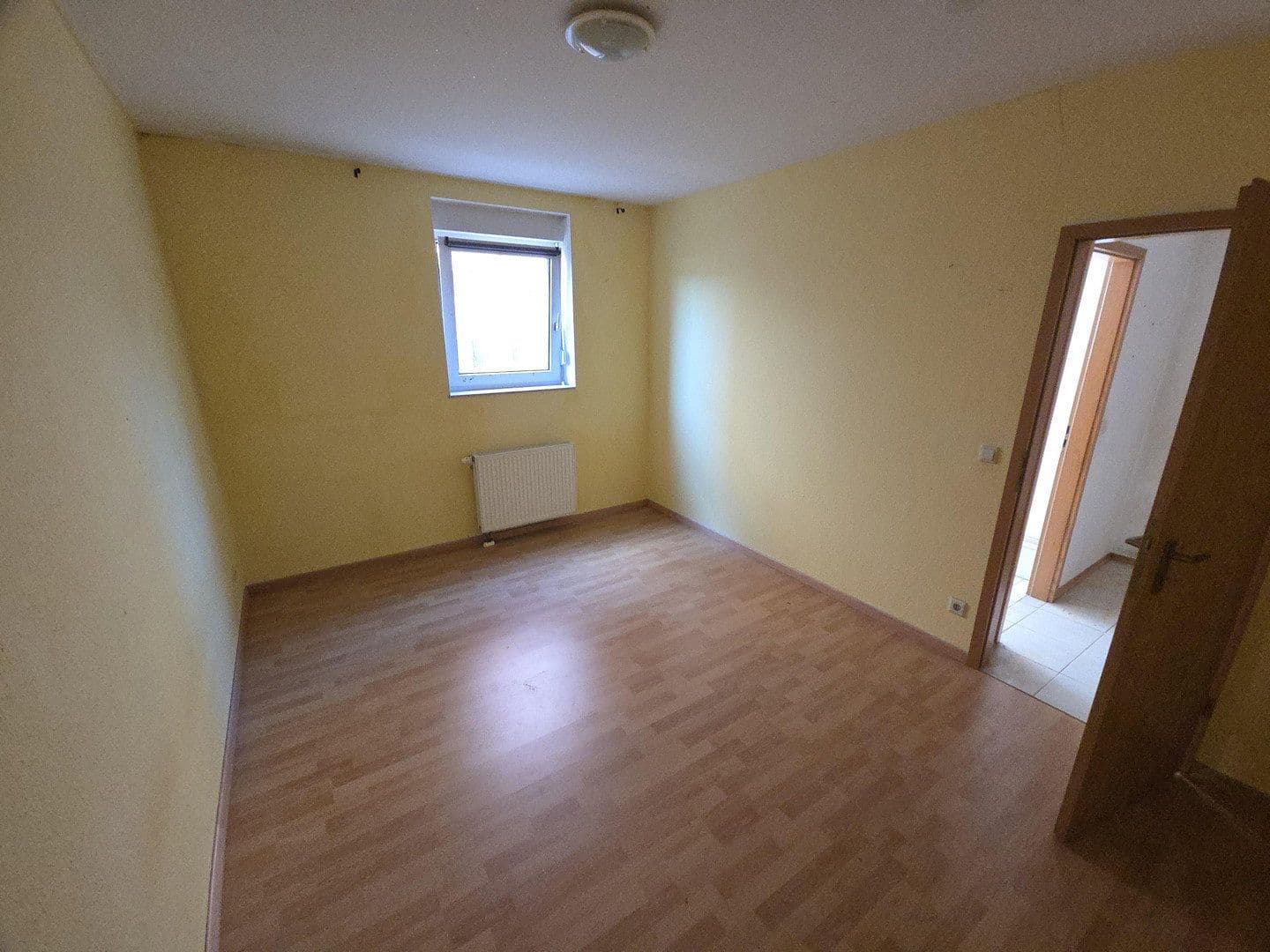 3 bedroom flat to rent, 65 m², Edesheim, Rhineland-Palatinate 3 bedroom flat to rent, 65 m², Edesheim, Rhineland-Palatinate