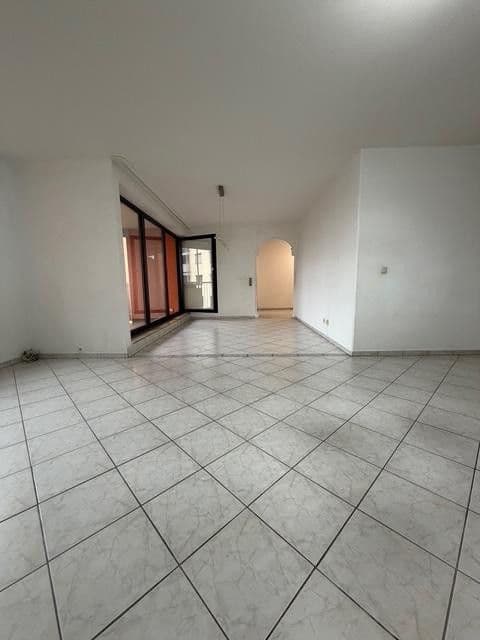 4 bedroom flat to rent, 110 m², Wiesbaden, Hesse 4 bedroom flat to rent, 110 m², Wiesbaden, Hesse