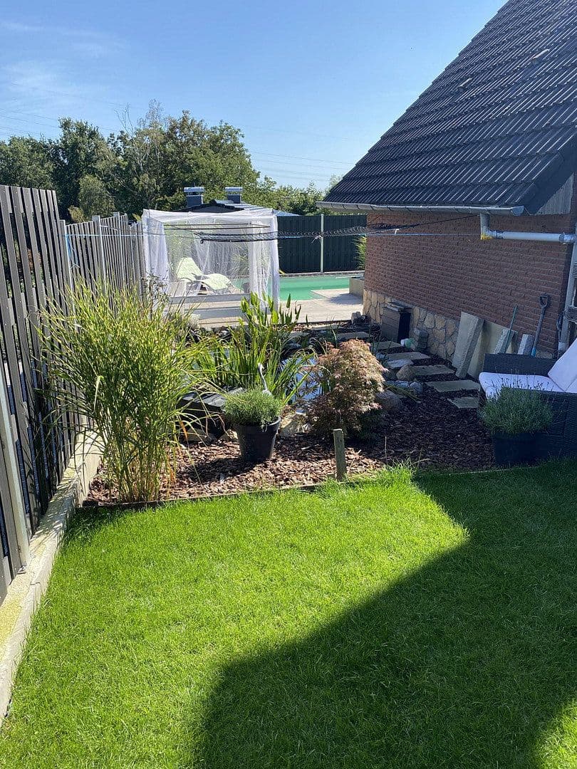 house for sale, 305 m², Hiddenhausen, North Rhine-Westphalia house for sale, 305 m², Hiddenhausen, North Rhine-Westphalia