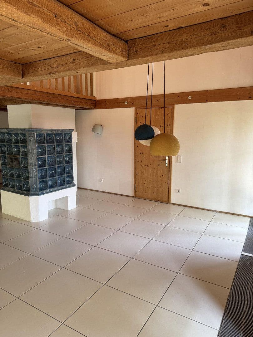 house to rent, 200 m², St Bartholomäus-Weg 2, Holzkirchen, Bavaria house to rent, 200 m², St Bartholomäus-Weg 2, Holzkirchen, Bavaria
