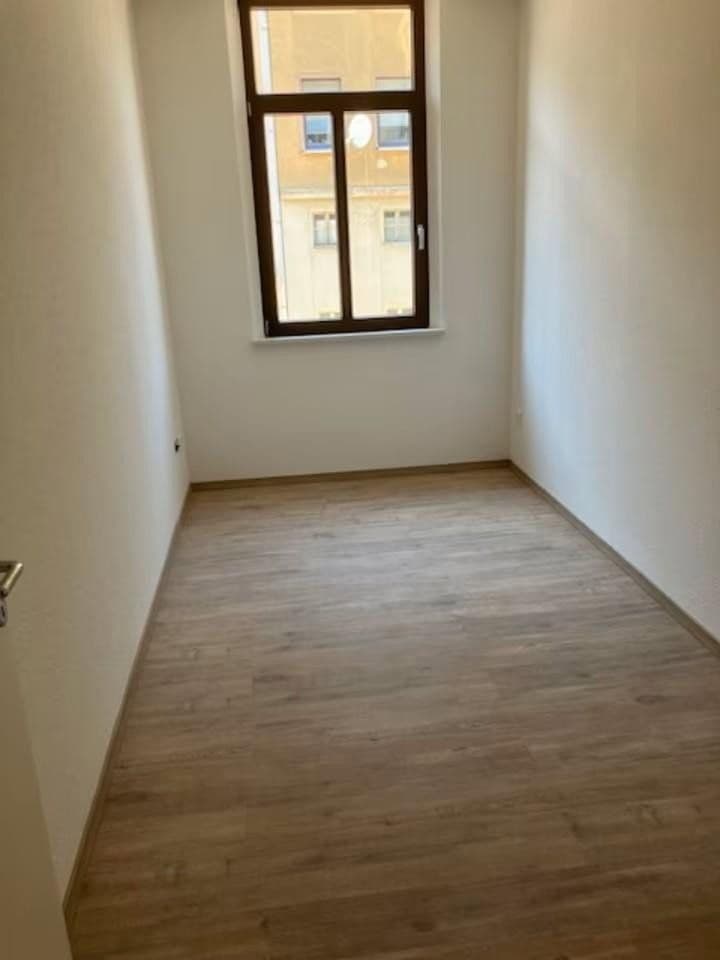 1 bedroom with open-plan kitchen flat to rent, 61 m², Leißnerstraße 72, Plauen, Saxony 1 bedroom with open-plan kitchen flat to rent, 61 m², Leißnerstraße 72, Plauen, Saxony