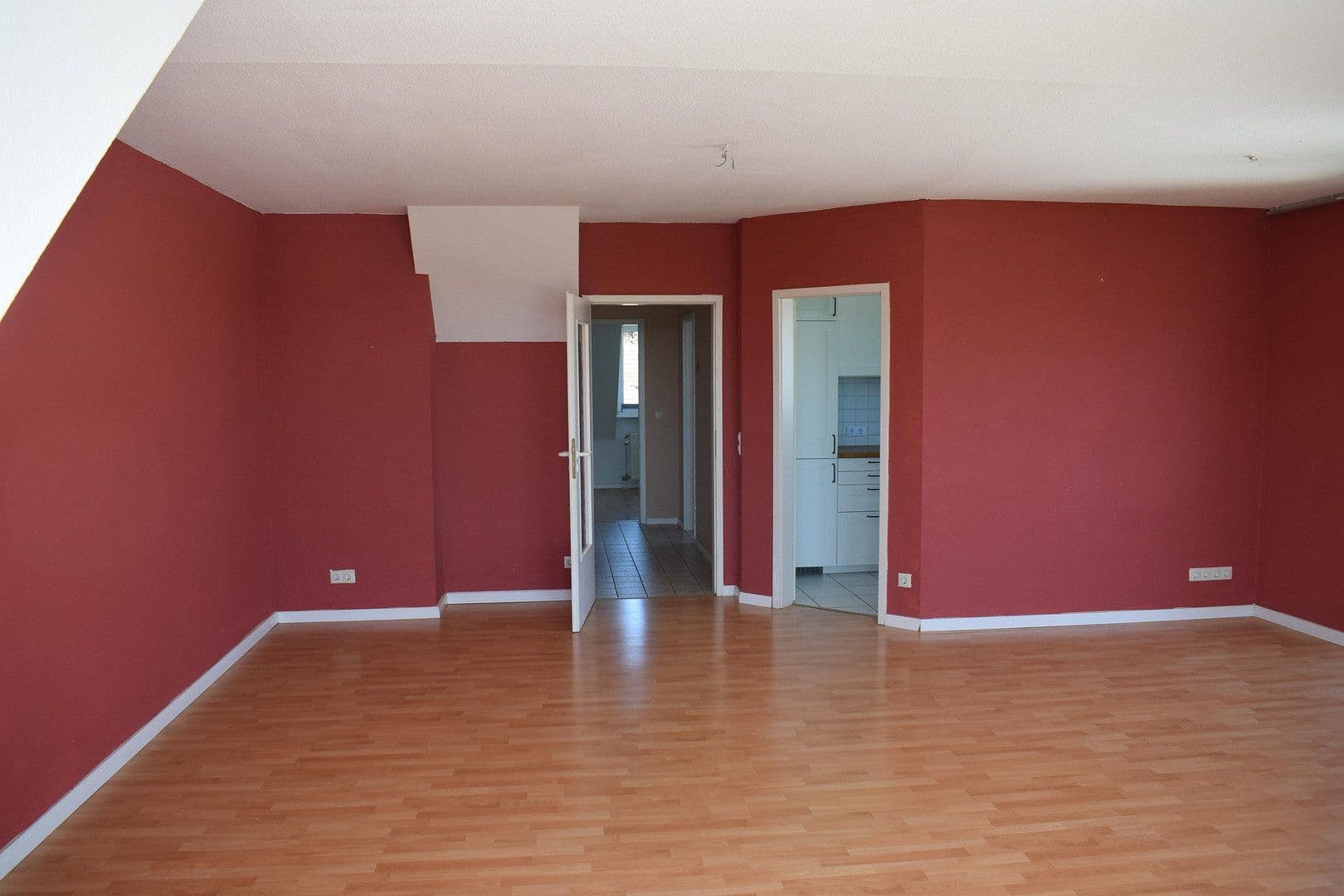 3 bedroom flat for sale, 82 m², Ringstr. 38-44, Bad Nauheim, Hesse 3 bedroom flat for sale, 82 m², Ringstr. 38-44, Bad Nauheim, Hesse