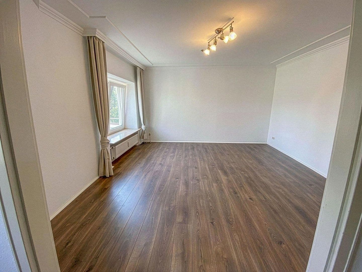 4 bedroom flat to rent, 100 m², Rennbaumstr. 114, Leverkusen, North Rhine-Westphalia 4 bedroom flat to rent, 100 m², Rennbaumstr. 114, Leverkusen, North Rhine-Westphalia