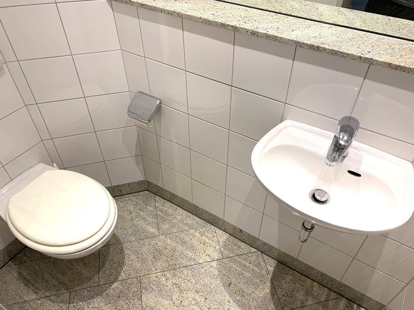 3 bedroom flat to rent, 85 m², Düsseldorf, North Rhine-Westphalia 3 bedroom flat to rent, 85 m², Düsseldorf, North Rhine-Westphalia