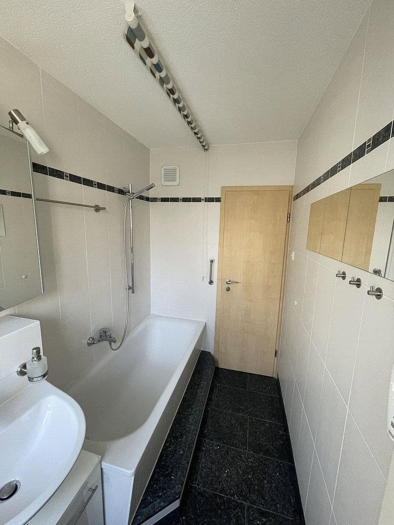 3 bedroom flat to rent, 60 m², Comeniusstraße 38, Chemnitz, Saxony 3 bedroom flat to rent, 60 m², Comeniusstraße 38, Chemnitz, Saxony