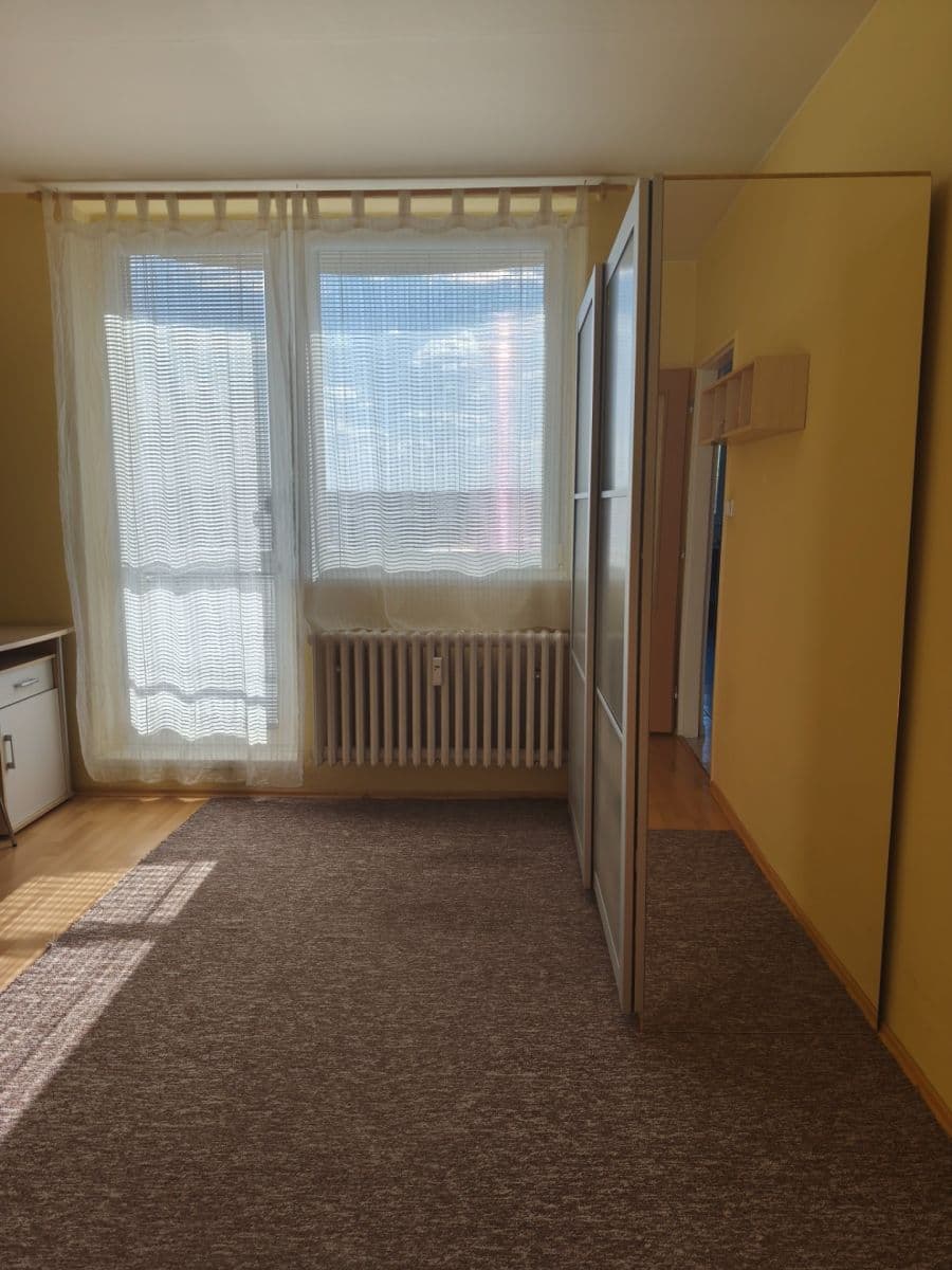 2 bedroom with open-plan kitchen flat to rent, 70 m², Svatoplukova, Brno, Jihomoravský Region 2 bedroom with open-plan kitchen flat to rent, 70 m², Svatoplukova, Brno, Jihomoravský Region