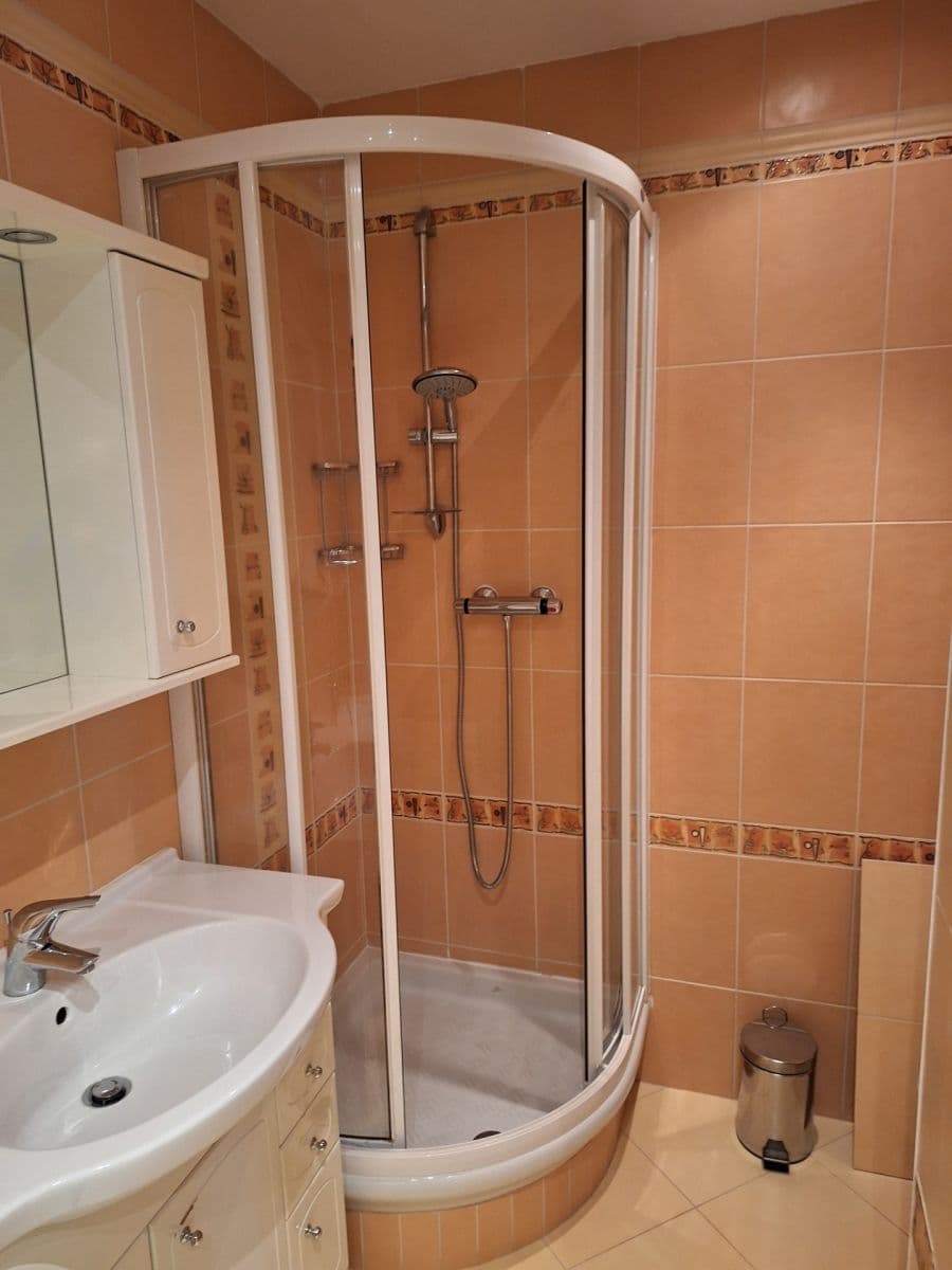 3 bedroom flat to rent, 79 m², Jugoslávská, Teplice, Ústecký Region 3 bedroom flat to rent, 79 m², Jugoslávská, Teplice, Ústecký Region