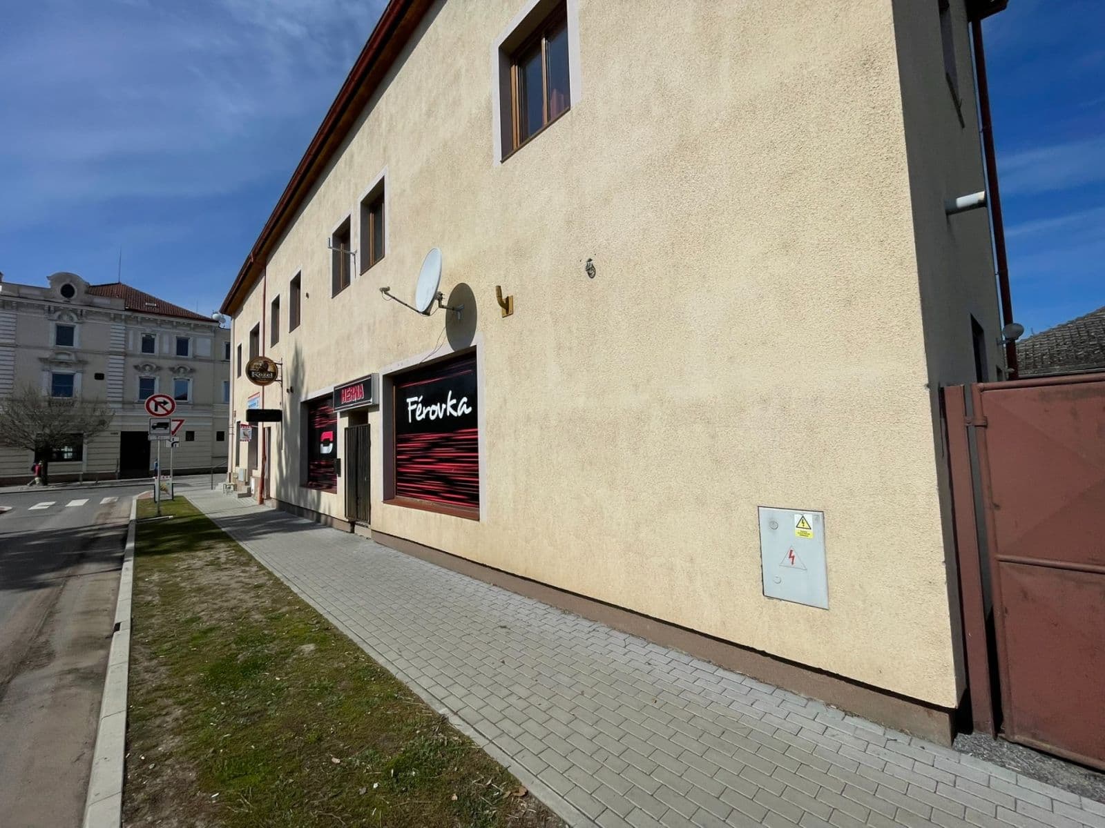 non-residential property to rent, 80 m², Smetanova, Lysá nad Labem, Středočeský Region non-residential property to rent, 80 m², Smetanova, Lysá nad Labem, Středočeský Region