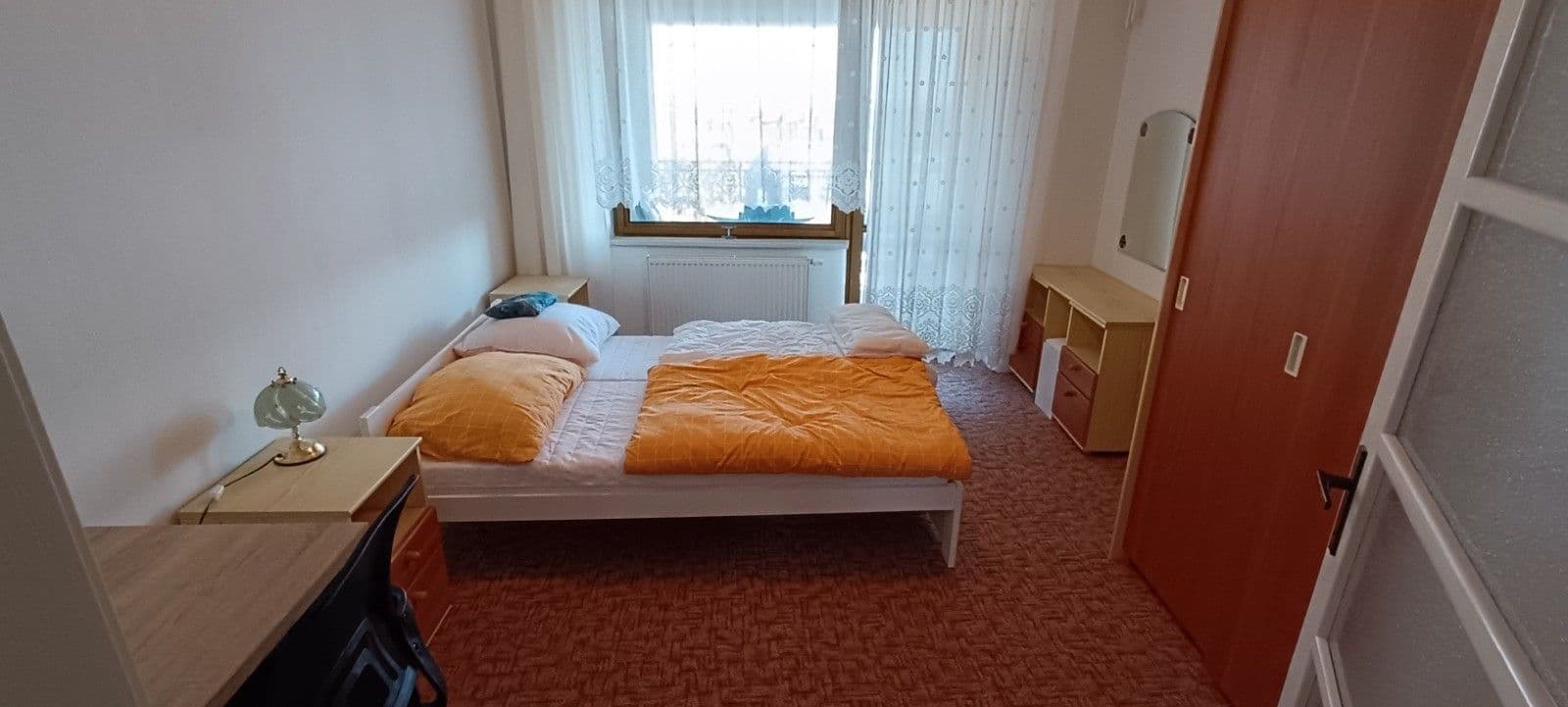 4 bedroom with open-plan kitchen flat to rent, 150 m², Nivky, Brno, Jihomoravský Region 4 bedroom with open-plan kitchen flat to rent, 150 m², Nivky, Brno, Jihomoravský Region