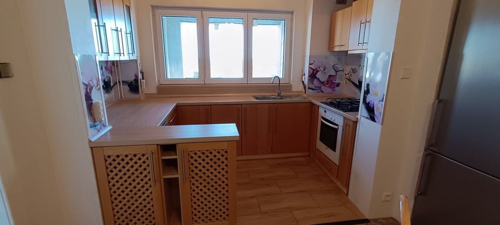 4 bedroom with open-plan kitchen flat to rent, 150 m², Nivky, Brno, Jihomoravský Region 4 bedroom with open-plan kitchen flat to rent, 150 m², Nivky, Brno, Jihomoravský Region