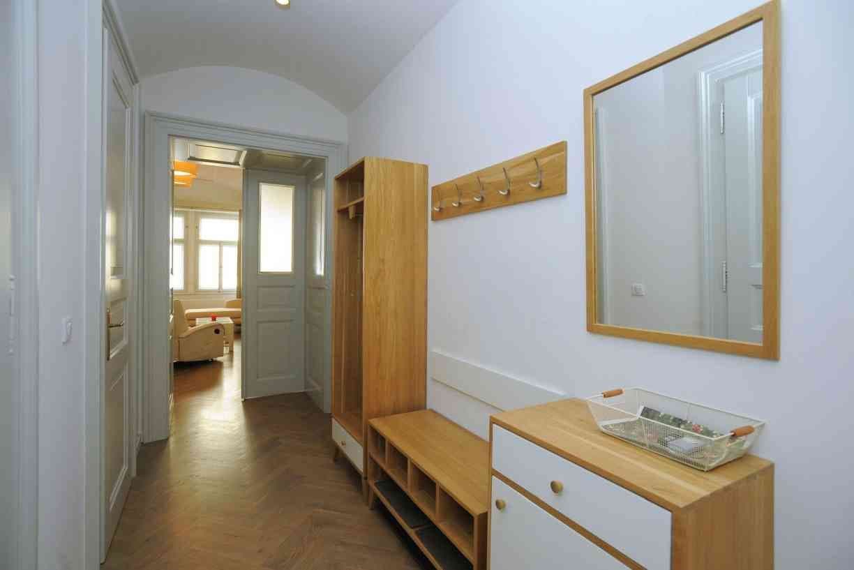 1 bedroom with open-plan kitchen flat to rent, 84 m², Žatecká, Prague, Prague 1 bedroom with open-plan kitchen flat to rent, 84 m², Žatecká, Prague, Prague