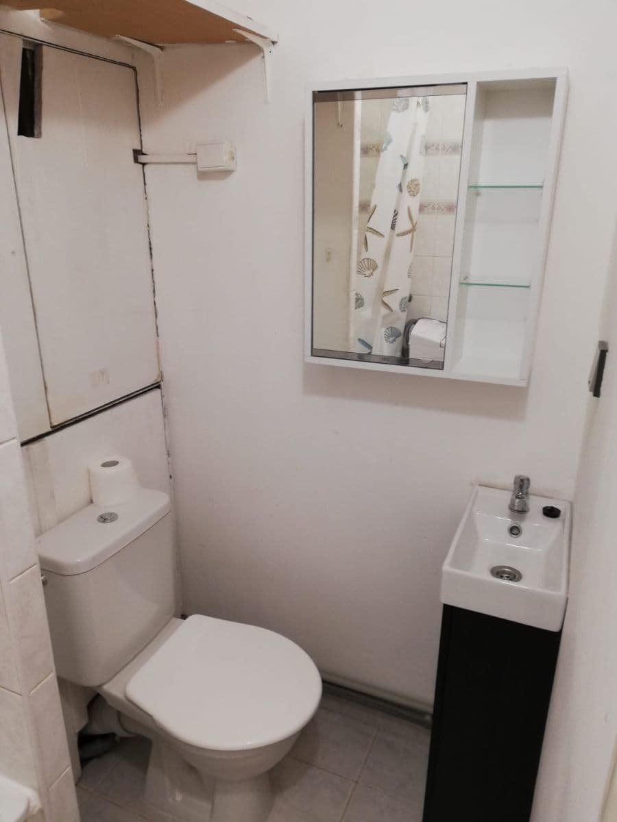 Studio flat to rent, 27 m², Bílkova, Náchod, Královéhradecký Region Studio flat to rent, 27 m², Bílkova, Náchod, Královéhradecký Region