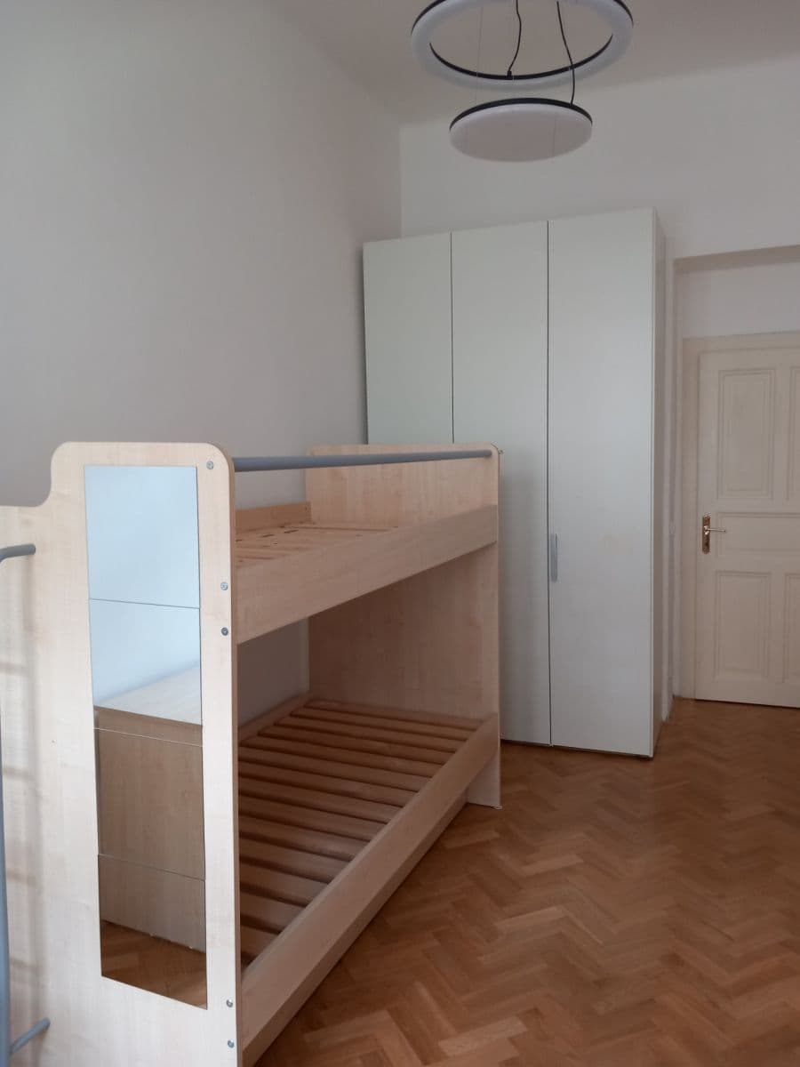 3 bedroom with open-plan kitchen flat to rent, 94 m², Pštrossova, Prague, Prague 3 bedroom with open-plan kitchen flat to rent, 94 m², Pštrossova, Prague, Prague