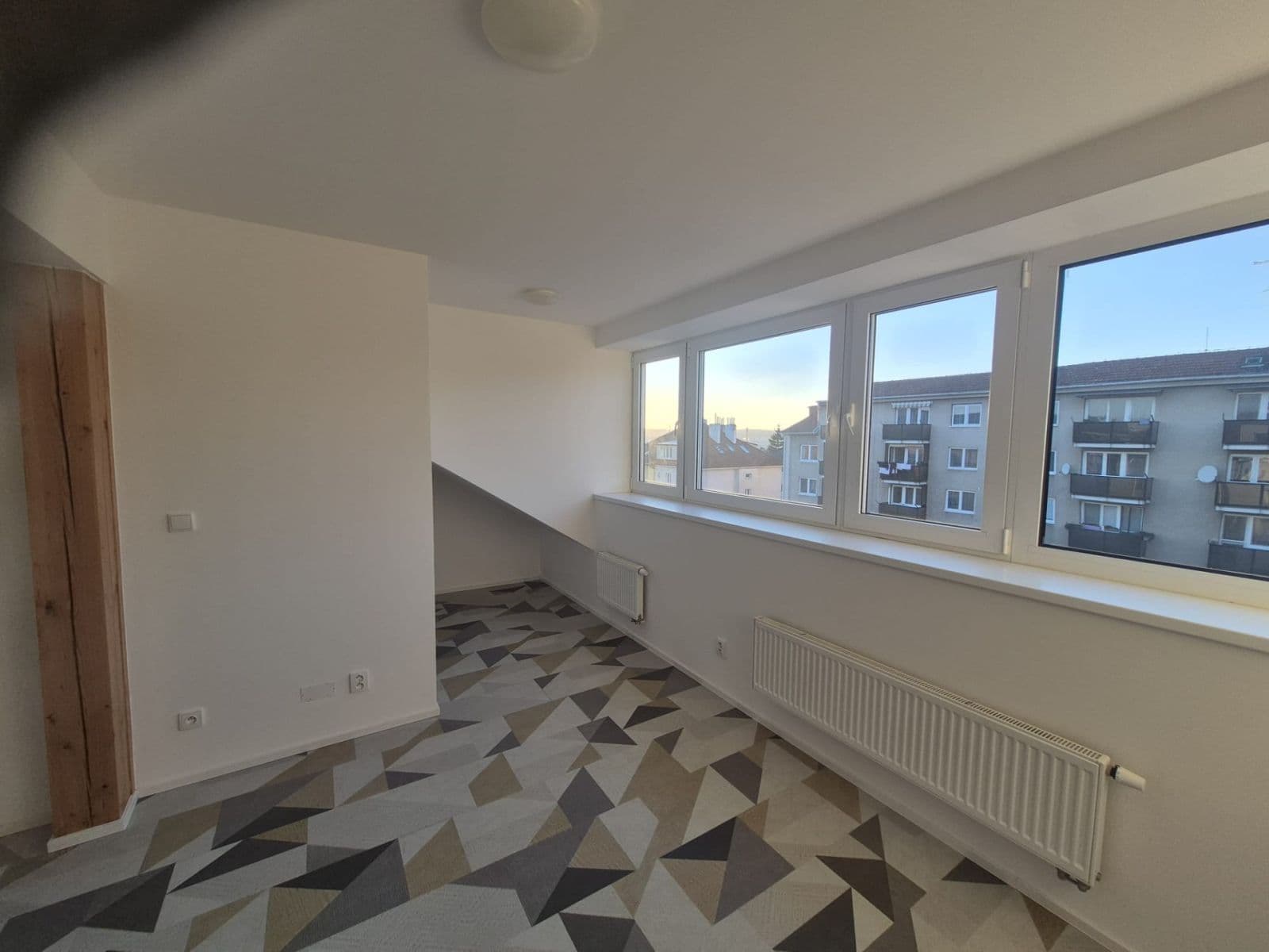 1 bedroom with open-plan kitchen flat to rent, 48 m², Podlomní, Brno, Jihomoravský Region 1 bedroom with open-plan kitchen flat to rent, 48 m², Podlomní, Brno, Jihomoravský Region