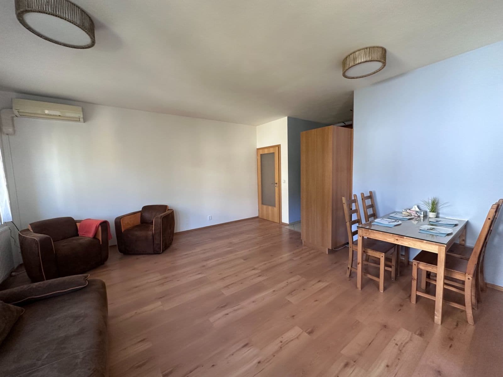 1 bedroom with open-plan kitchen flat to rent, 53 m², Ke Stírce, Prague, Prague 1 bedroom with open-plan kitchen flat to rent, 53 m², Ke Stírce, Prague, Prague