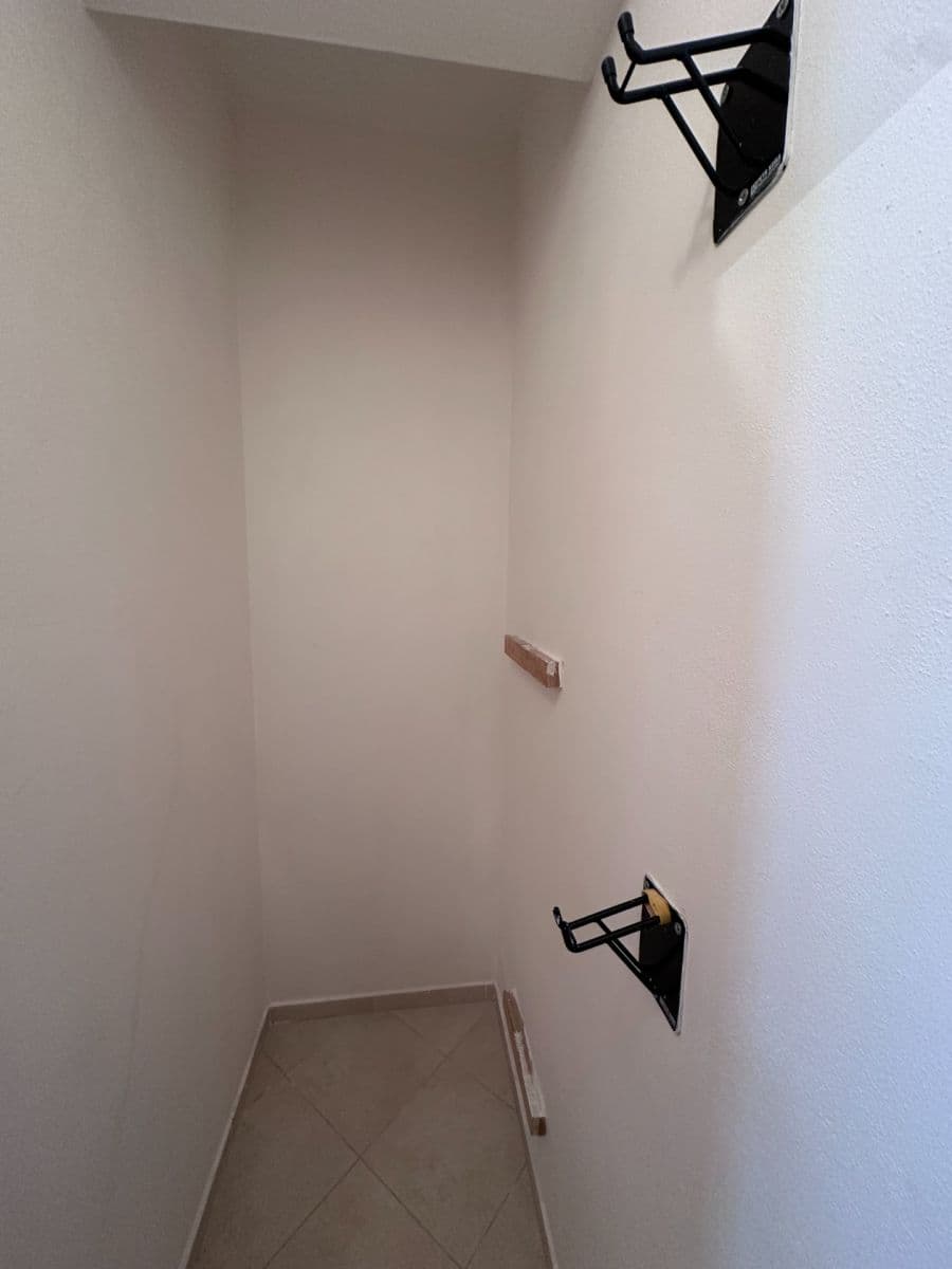 1 bedroom with open-plan kitchen flat to rent, 53 m², Ke Stírce, Prague, Prague 1 bedroom with open-plan kitchen flat to rent, 53 m², Ke Stírce, Prague, Prague