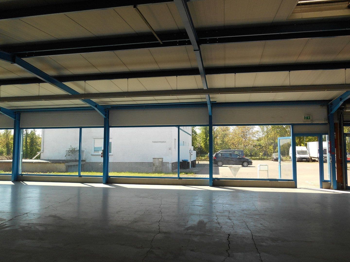 non-residential property to rent, 570 m², Hochheim, Hesse non-residential property to rent, 570 m², Hochheim, Hesse